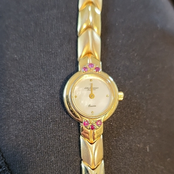 Vintage 2 Tone (Platinum and Gold tone) mother of pearl Jules Jerguson Watch - Picture 1 of 6